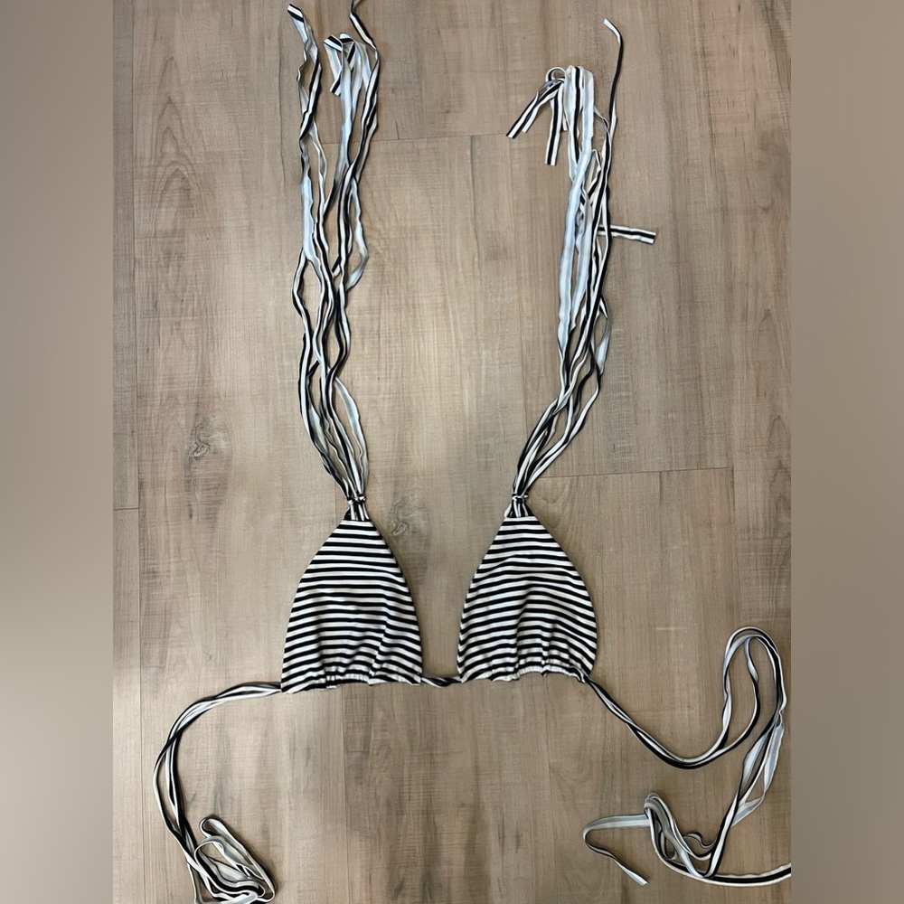 Mikoh strappy/stringy bikini top
